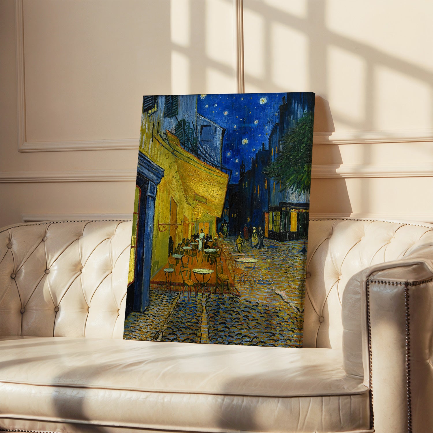 Terraza de café por la noche
